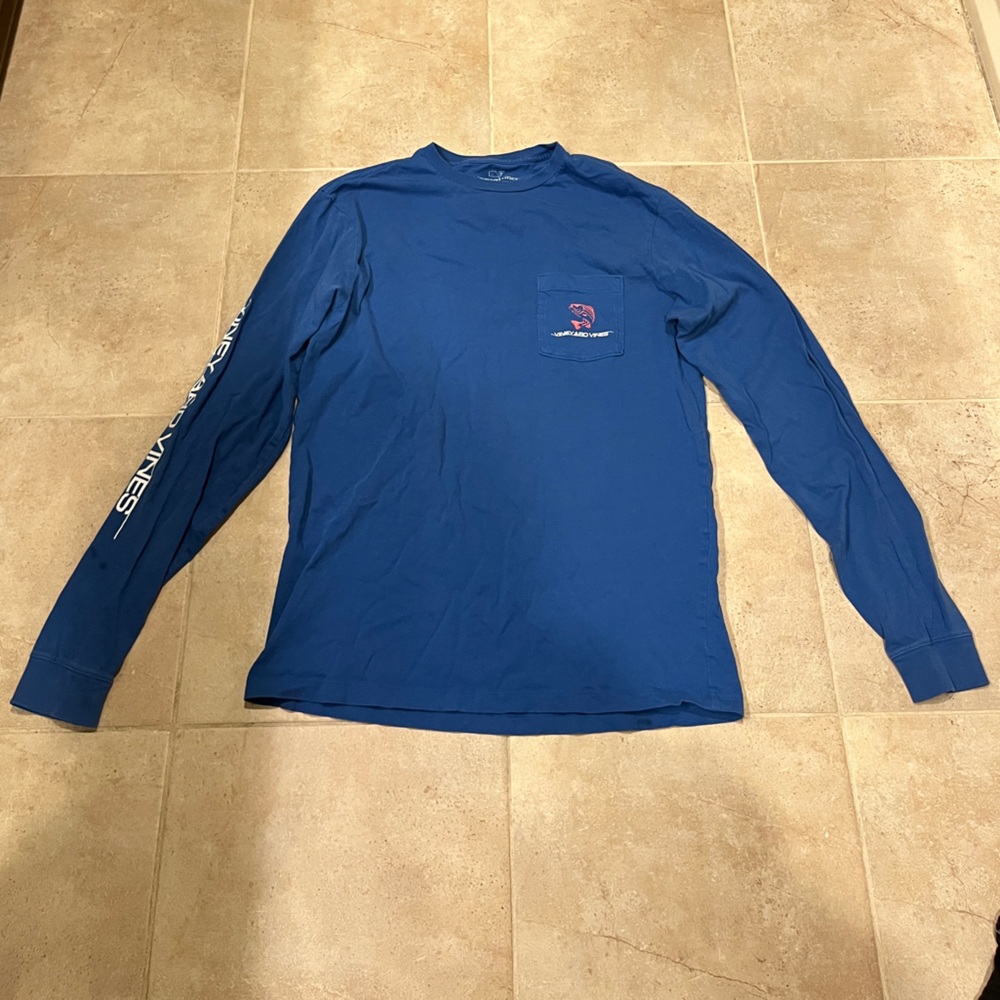 Vineyard Vines Men’s long sleeve tee shirt